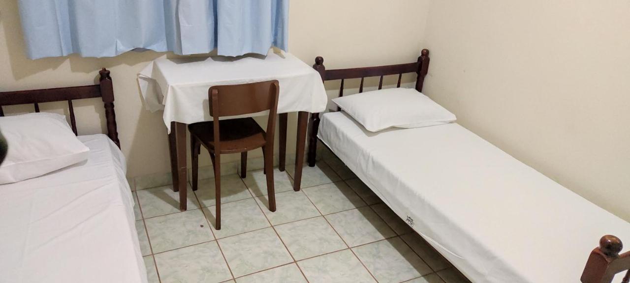 Hotel Gringos Londrina Bagian luar foto