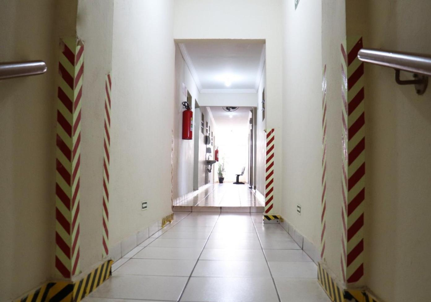 Hotel Gringos Londrina Bagian luar foto
